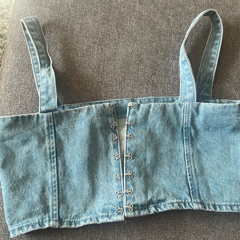 Denim crop top with metal closure